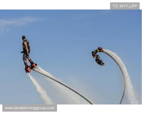 南京滑板队在极限运动会上的速度表现精彩点评与分析